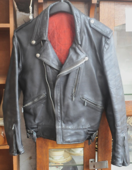 Lot 18 - Vintage Mens Leather