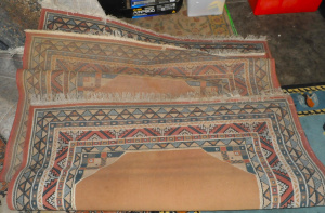 Lot 139 - 2 x Vintage Floor Rugs w Traditional Design, Muted Pink Tones - Approx