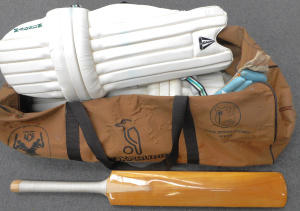 Lot 160 - Group lot - Vintage & Modern Cricket gear - bag from 1986 Australi