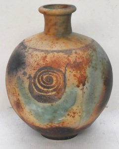 Lot 340 - Large Rex Coleman Australian pottery Vase - matt glaze, pale, tan ochr