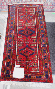 Lot 39 - Red and white Abadeh Persian Runner Rug, 149x 60cm, Made in Iran