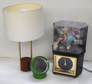Lot 225 - 3 x Pieces - Kitsch 1970s Fibre Optic Lamp, Retro Two Piece Blue and G