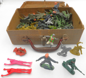 Lot 285 - Small School Case filled with Plastic Lone Star Soldiers plus knights
