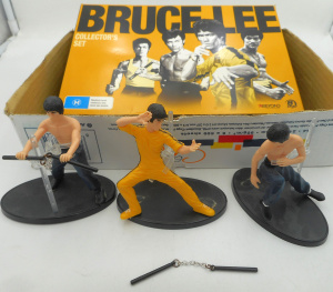 Lot 286 - Group Bruce Lee items, incl 8xDVD Collector's Set, set of figurines in
