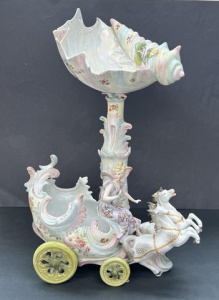 2 x items - c1900 Continental figural porcelain table centre piece - ornate shel