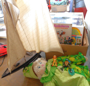 Lot 29 - Box lot Toys, incl Vintage-style model boat, Macdonald's toys, Kids boo