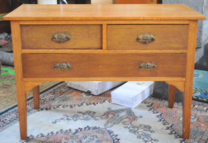Lot 86 - Vintage Light Stained WoodenChest w Three Drawers - Approx 74cm H x 10