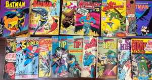 Lot 140 - Group vintage Comics, books, mainly Superman, Mammoth Annual No 12, Pl