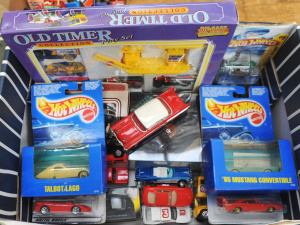 Lot 221 - Box lot - Heaps Vintage & Modern Diecasts - Boxed & Loose Hot