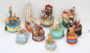 Lot 276 - 10 x vintage Mechanical Enesco Animated Music Boxes mostly Teddy Bear