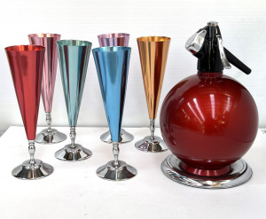 Lot 368 - Group - set 6 x 1950s Anodised harlequin Champagne flutes & red an
