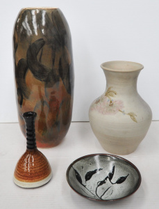 Lot 196 - Group lot - Vintage & Modern Australian Studio Pottery - Bruce Mor