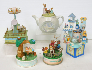 Lot 236 - 4 x Vintage plus one Mechanical Animated Music Boxes inc Happy Trails