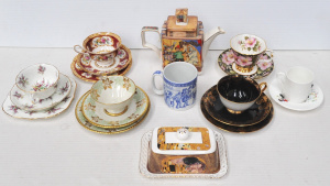 Lot 289 - Group lot of Vintage China inc Sadler Pinocchio Teapot, Trios - Royal
