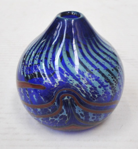 Lot 362 - Gerry Reilly signed Australian Art glass vase Cobalt with pale blue &a