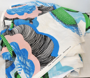Lot 34 - Decor Fabric inc, large bolt & semi made curtains - Ikea 2014 Swedi