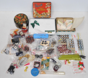 Lot 51 - Box lot of Ladies Vintage Items inc, French Art Deco Leonora Powder Tin