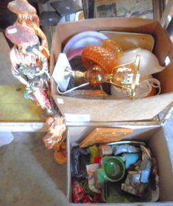 Lot 92 - 2 x Boxes - Mixed items - large 70s Oriental figures, Retro & other