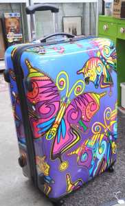 Lot 105 - Heys Flounder and Butterfly in the Sky hard suitcase with 4 wheels - 7