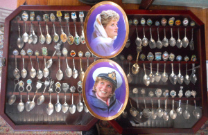 Lot 165 - 2 x Display Cases of souvenir spoons plus 2 x Davenport 'She changed t