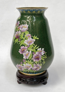 Lot 305 - Vintage Chinese Cloisonne Vase - green ground with mauve flowers, wood