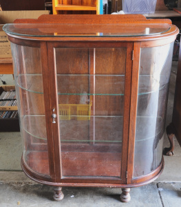 Lot 69 - Vintage c1930s Oak Half Round shaped Display Cabinet - 3 x rounded glas