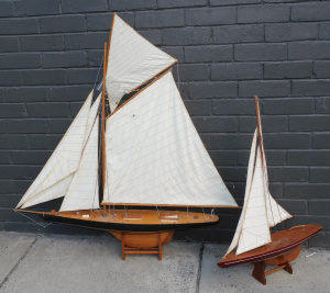 Lot 117 - 2 x Pond Yachts - Model Yachts with stands inc Columbia 1899 - 86cm &a