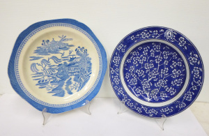 Lot 155 - 2 x English Victorian China plates- Blue & White Oriental themed i