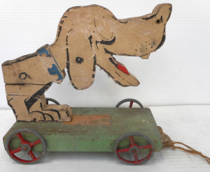 Lot 290 - Vintage pull-along Comical Dog Wooden toy (AF)
