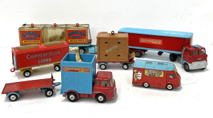 Lot 305 - Grp 1960s Corgi Toys Chipperfield Circus Menagerie1968, booking office