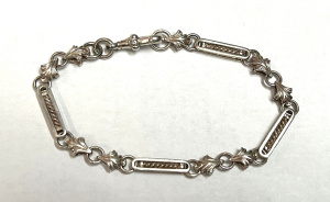 Lot 310 - c1900 ladies silver fancy link Bracelet - TW approx 13 1grms