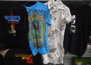 Lot 22 - Group Vintage Rock & Surfing T-shirts (Rolling Stones, Bob Marley,