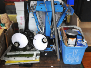 Lot 112 - Modern VEVOR Branded Silk Screen Printing Machine w Accessories incl 4