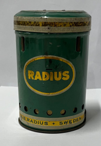 Lot 276 - Small vintage Swedish Radius No 42 camping stove fitted in tin