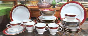 Lot 289 - Vintage Noritake Goldmere 6525 Dinner Set for Six incl Soup Bowls, Din