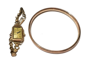 Lot 315 - 2 x Pces 1920s 9ct rose gold silver lined gold Bangle & 9ct rose g