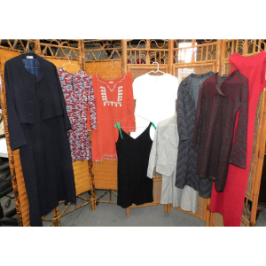 Lot 20 - Group lot vintage Ladies Clothing inc Paisley, Embroidered short length