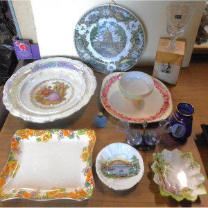 Lot 138 - Box lot pretty China & Glass, incl Fluorite Glass Oil Pourer, Shel