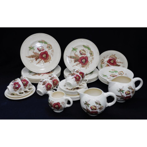 Lot 319 - Vintage Clarice Cliff English china Dinner set for 6 - Georgian Spray