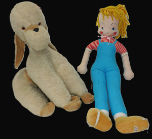 Lot 75 - 2 x Vintage English Merrythought Large Soft Toys inc Seated Poodle 22 L