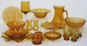Lot 118 - Group lot of Amber Glass inc Davidson small vase Flower frog, Art Dec