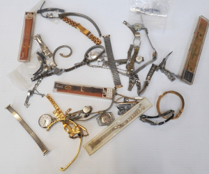 Lot 167 - Small box lot - Vintage Ladies Watches, cases, bands, etc - mostly AF,