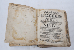Lot 182 - Vintage c1723 Book - NINEVE, which was successfully conquered from the