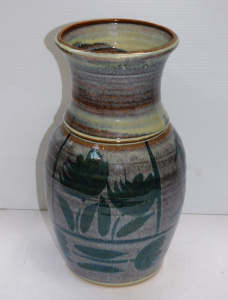 Lot 337 - Richard Brooks Australian Pottery Vase - Grey & Pink glaze with de