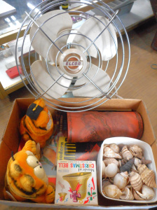 Lot 37 - Mixed group lot, incl Vintage Elcon Fan, shells, Motor Magazines, Garfi