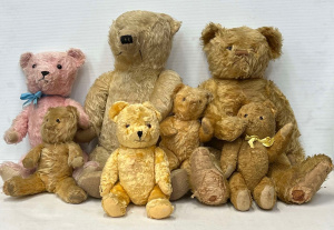 Lot 44 - 2 x Boxes of approx 7 x 1950s+ Teddy Bears incl mohair, straw filled, e