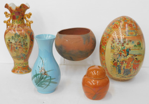 Lot 65 - Group lot of Ceramics inc Papua New Guinea Pottery round bowl w incised