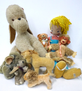 Lot 70 - Box lot of Vintage Toys inc, soft toy animals monkey, lion, elephant, b