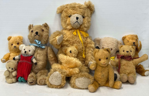 Lot 85 - Box lot of Approx 10 vintage Teddy Bears incl Joy Toys, mohair, synthet