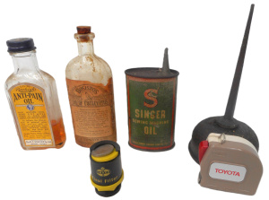 Lot 218 - Group lot Vintage Containers and promotional items, incl Toyota Tape M